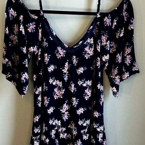 Floral Off Shoulder V Neck Top - Picture 1 of 11